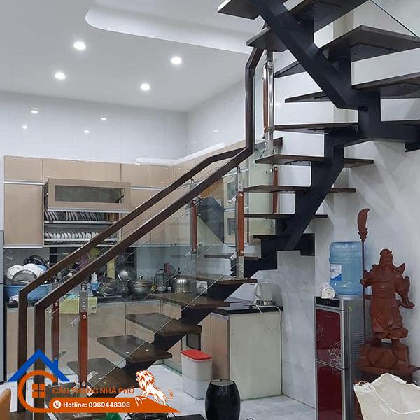 cầu thang xưong cá (2)