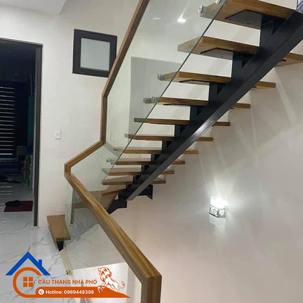 cầu thang xưong cá (5)